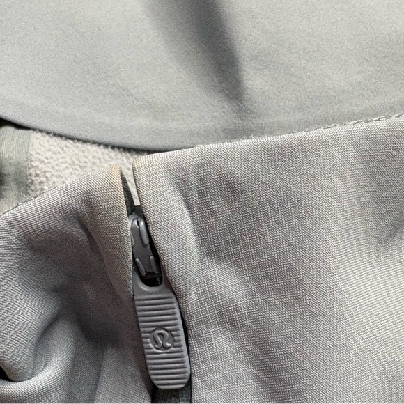 Lululemon Glyde Along Softshell - Picture 5 of 6